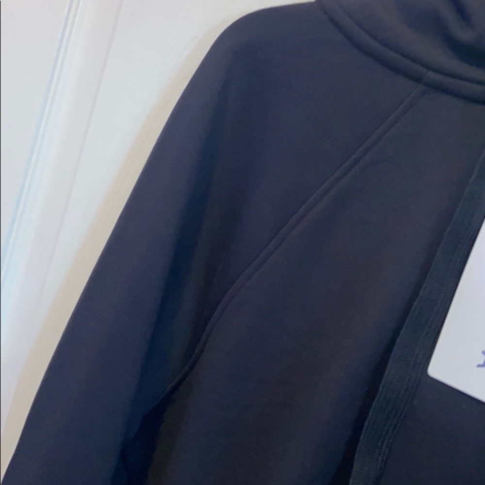 NWT Athleta Steady State BlackCrop Sweatshirt - Picture 5 of 9